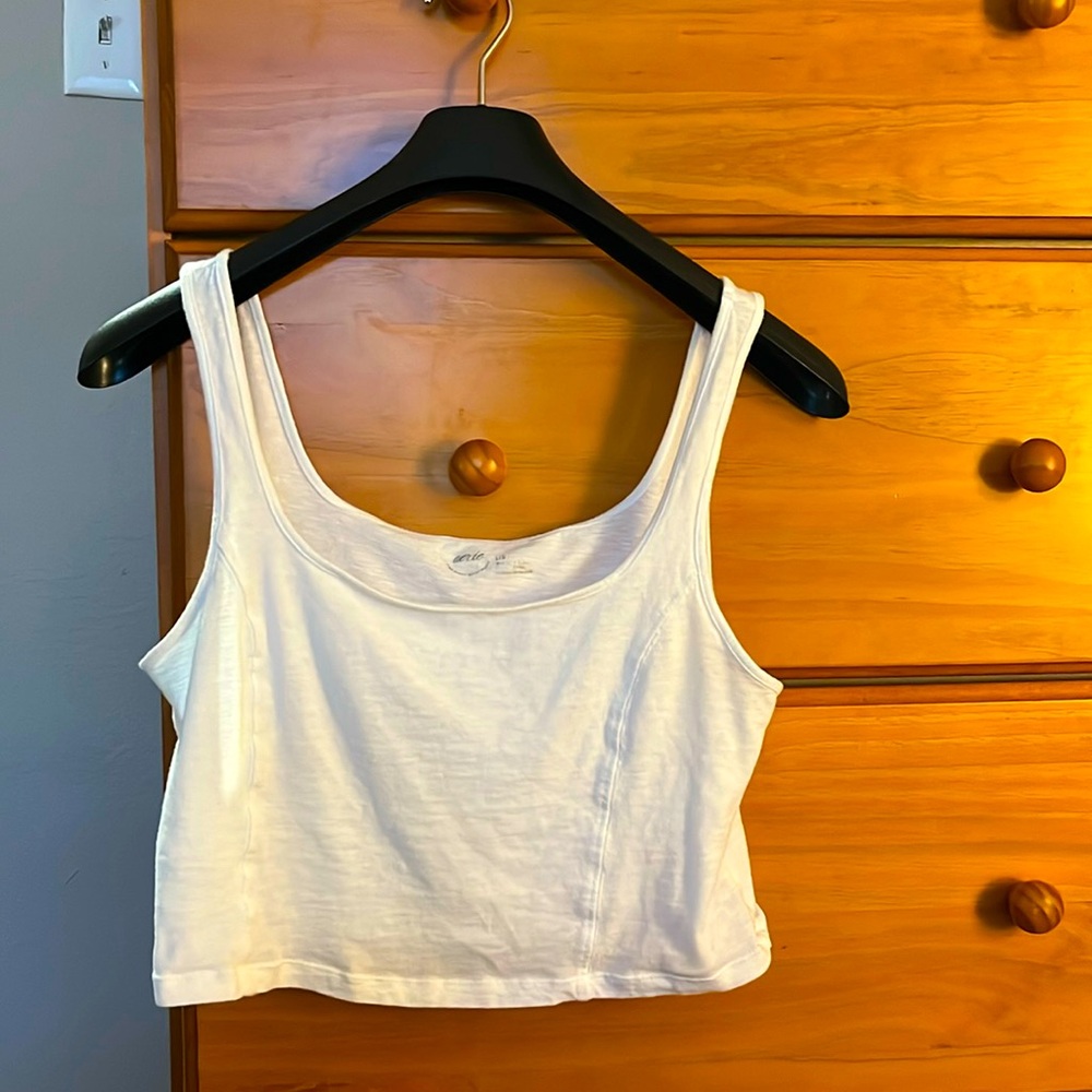 White cropped tank top from aerie
